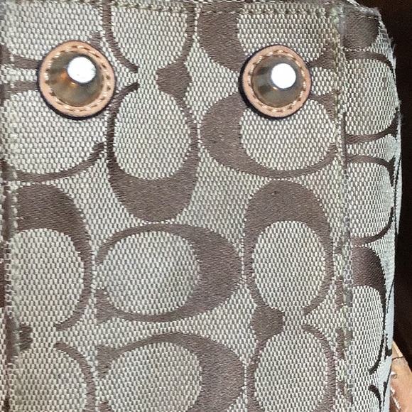 Coach Handbags Hampton Tan Leather Shoulder Lined Tassel Braided Buckle - Picture 9 of 11